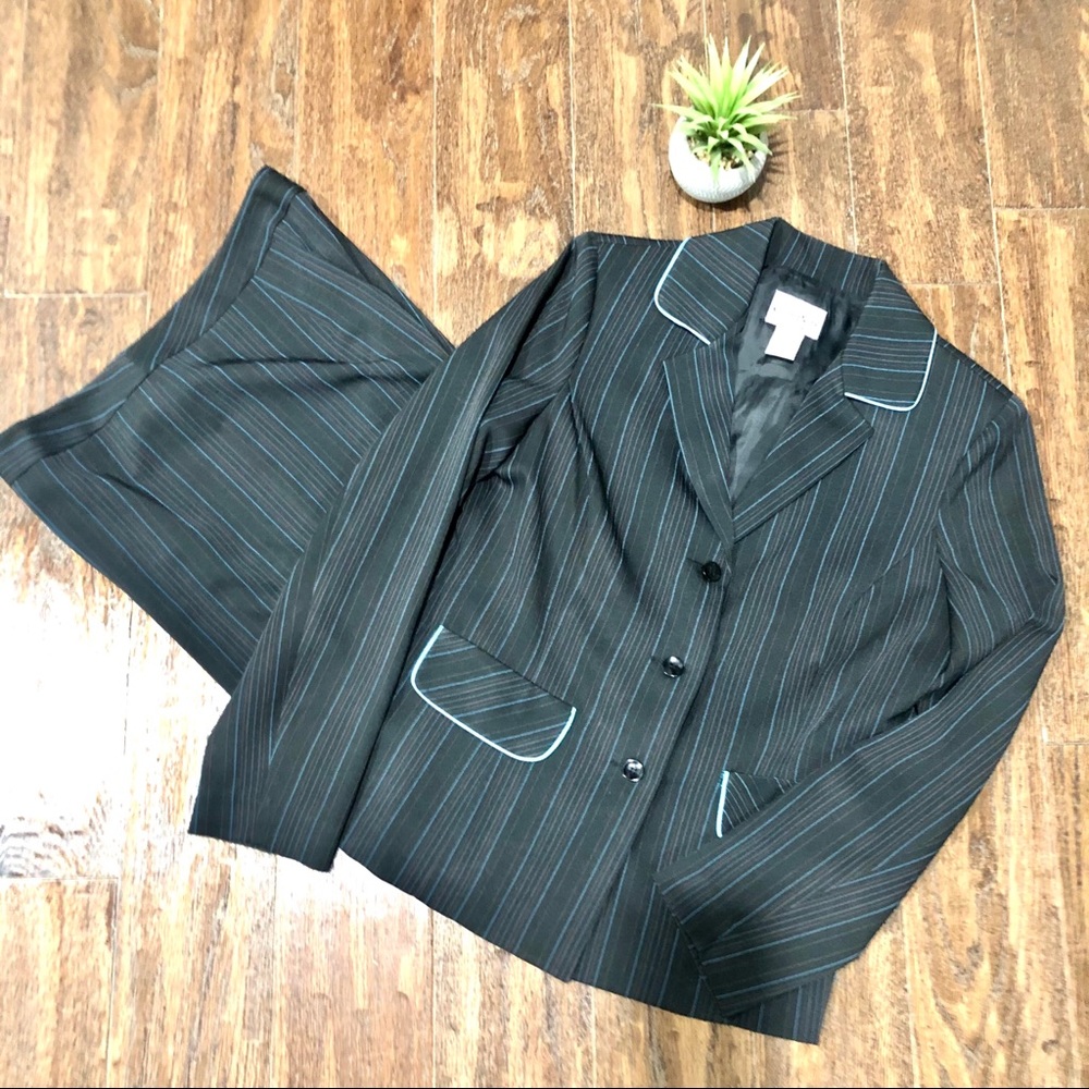 Blazer and matching pants set